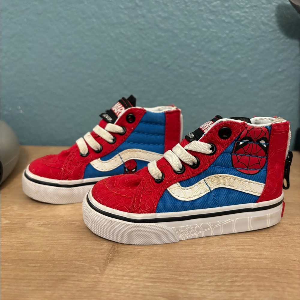 Spiderman toddler Vans size 4